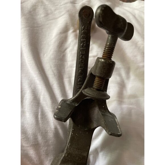 Universal No. 2 Food Chopper & Meat Grinder With Wooden Handle - Picture 12 of 16